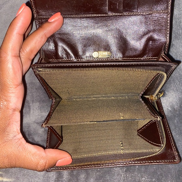 Authentic Fendi Zucca Wallet w/Brown Leather Trim - Picture 10 of 10